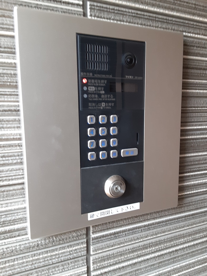 20/25 エントランス