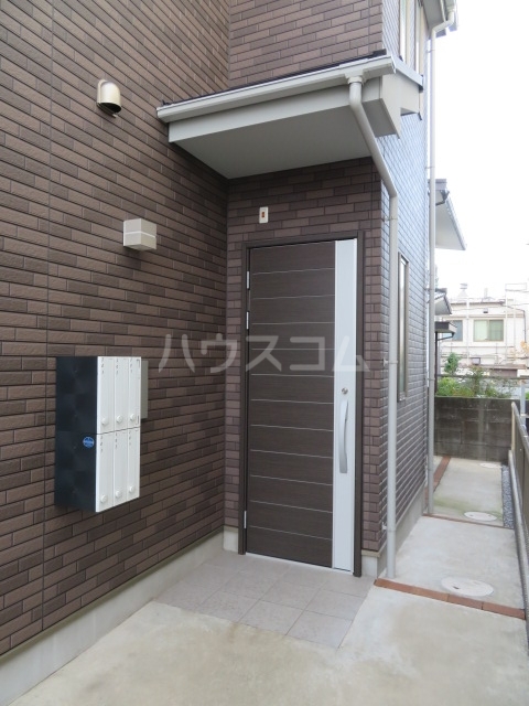 2/3 エントランス