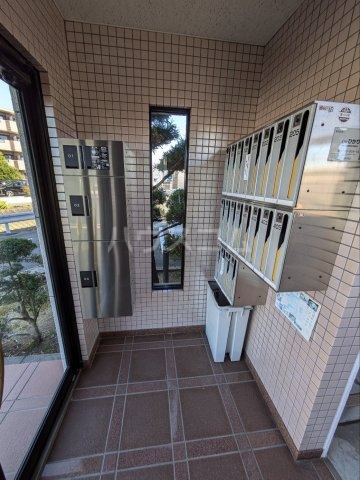 14/17 エントランス