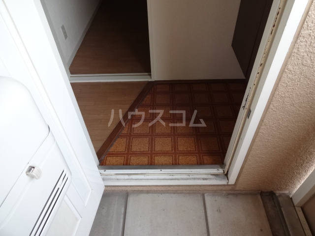 14/30 玄関