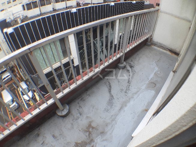 20/30 バルコニー