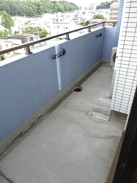 19/30 バルコニー