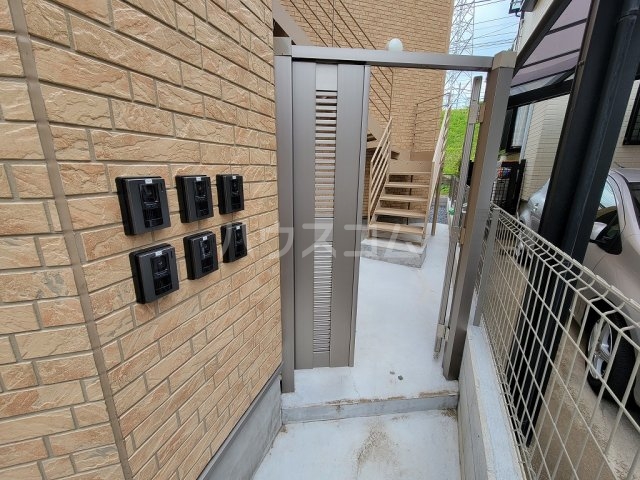 29/30 エントランス