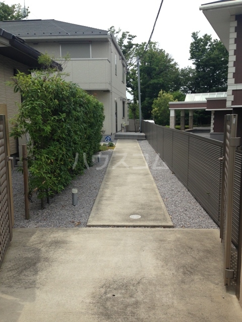 3/8 エントランス