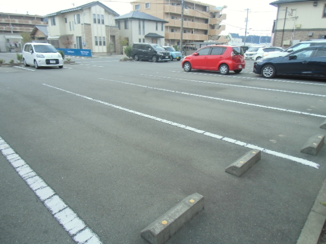 21/25 駐車場