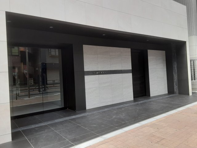 22/30 エントランス