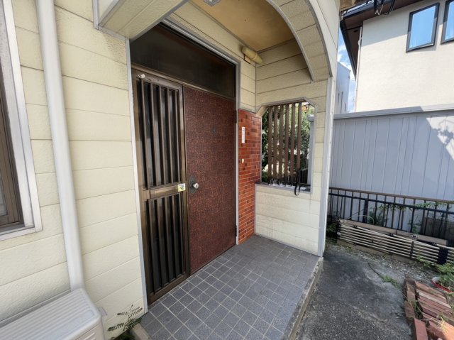 21/29 エントランス