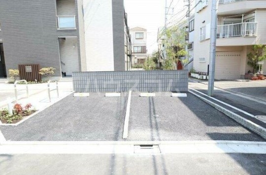 19/30 駐車場