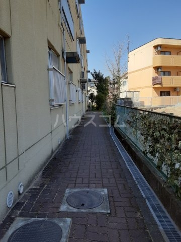 2/4 エントランス