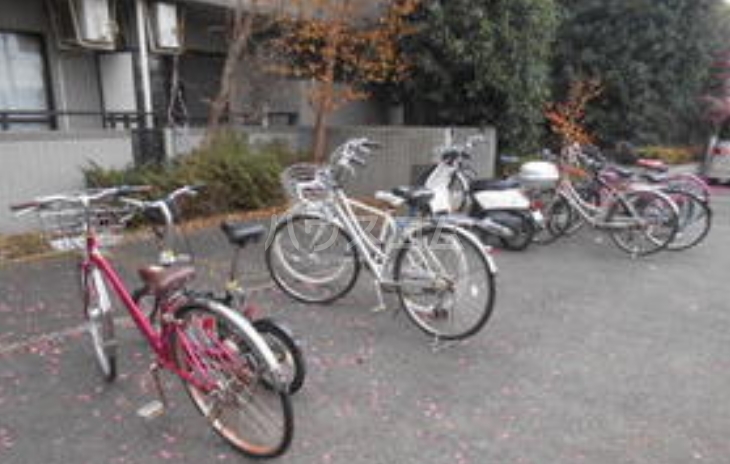 14/18 駐車場