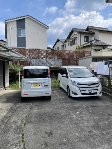 24/30 駐車場