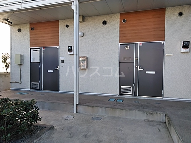 29/30 エントランス