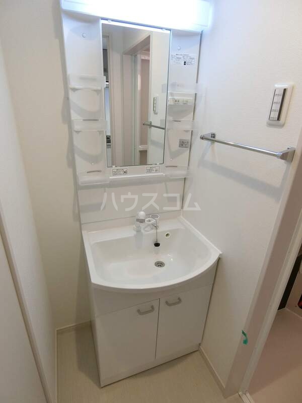 13/30 洗面