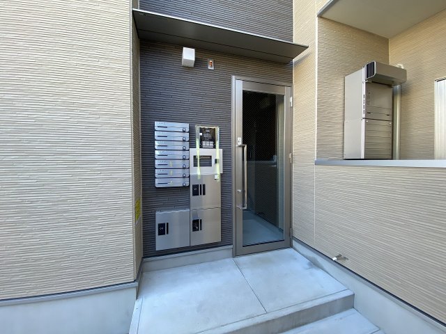 2/10 エントランス