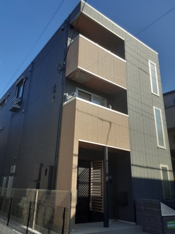 2/4 外観