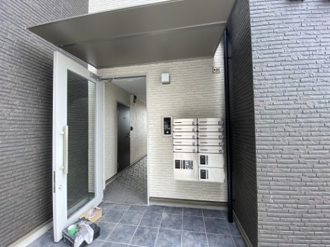 3/4 エントランス