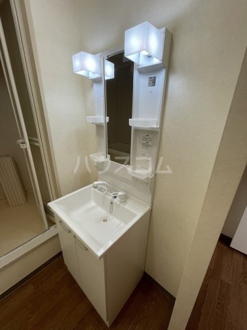 15/30 洗面
