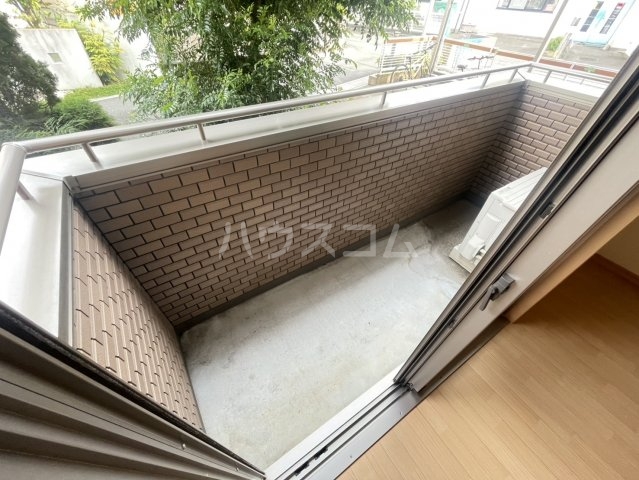 23/30 バルコニー