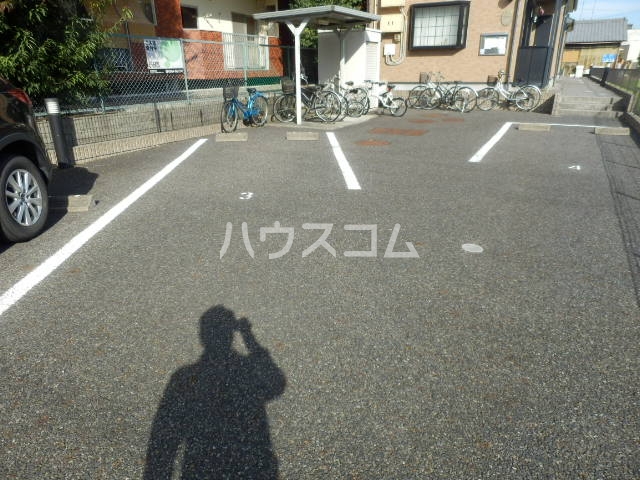 21/30 駐車場