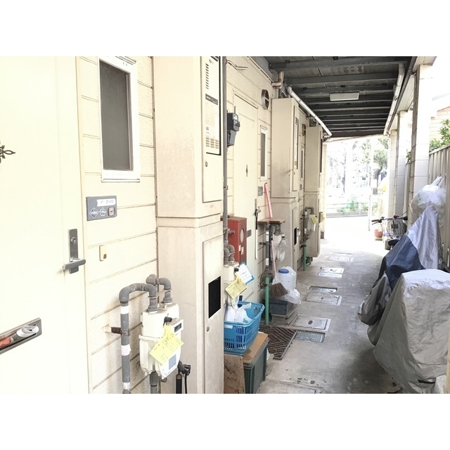 18/20 エントランス