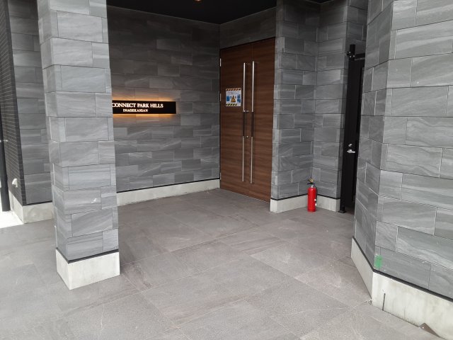 3/4 エントランス