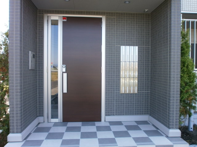 13/17 エントランス