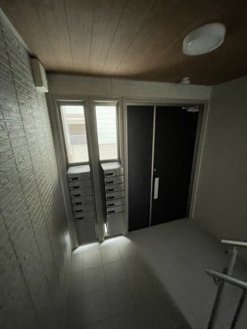 5/8 エントランス