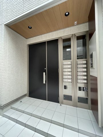 3/8 エントランス