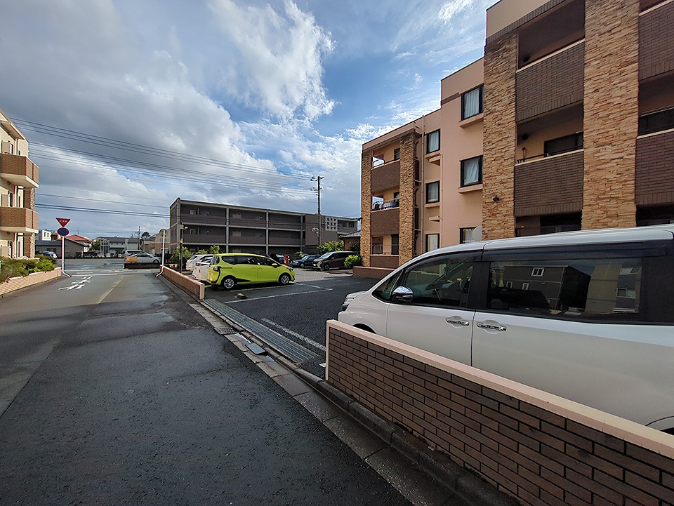 15/25 駐車場