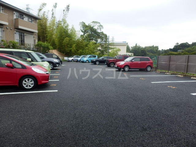 22/30 駐車場