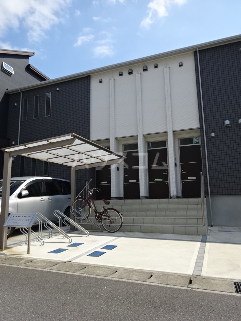 21/30 駐車場