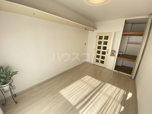 寝室