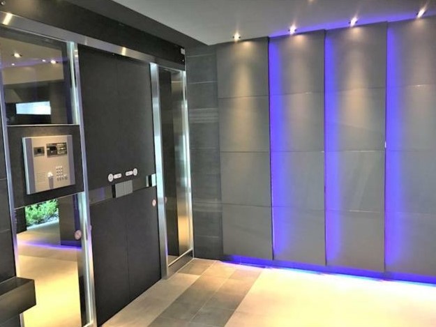 16/26 エントランス