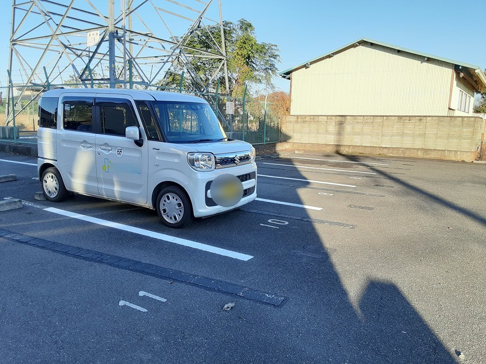 16/23 駐車場
