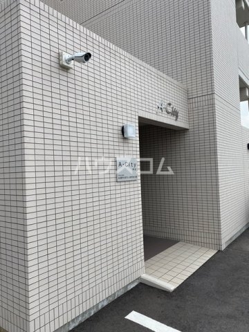 22/29 エントランス