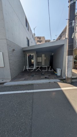 21/24 エントランス