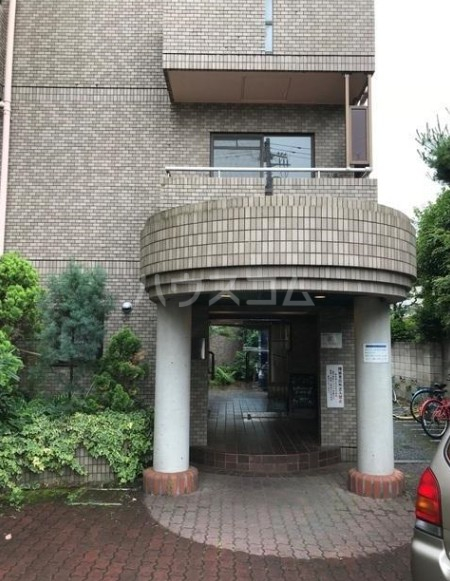 14/23 エントランス