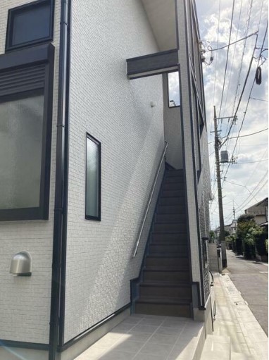 15/16 エントランス