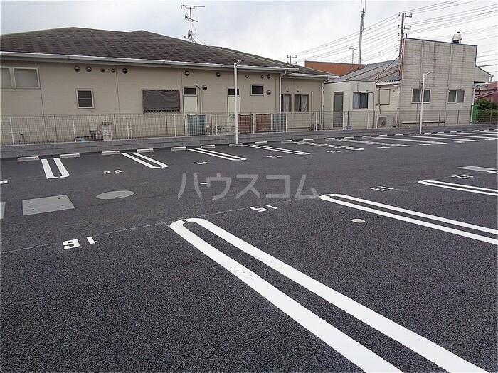 2/4 駐車場