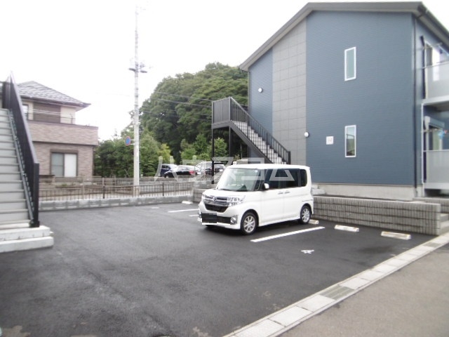 20/23 駐車場