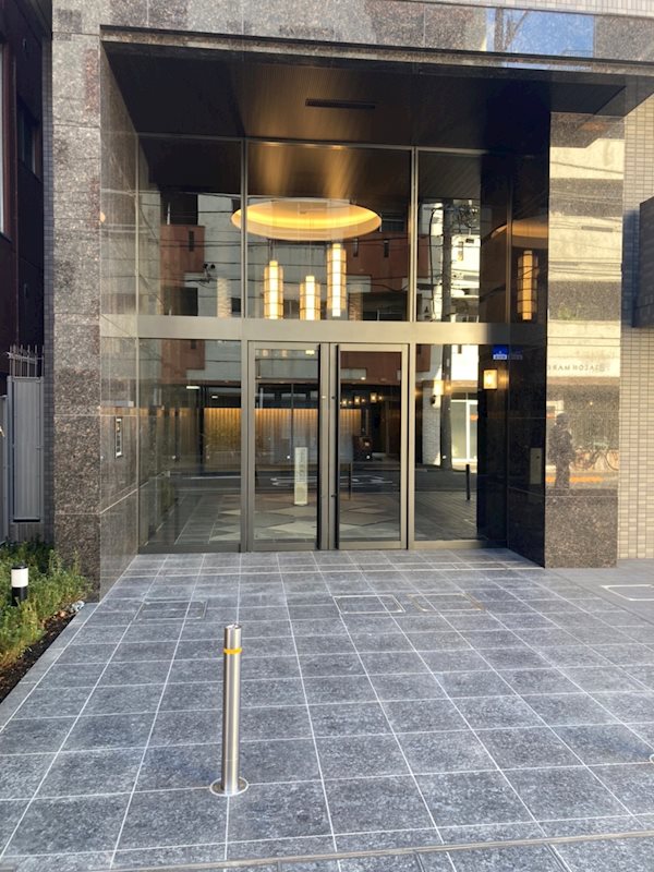 14/21 エントランス