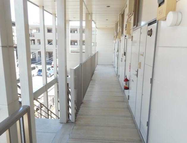 17/18 エントランス