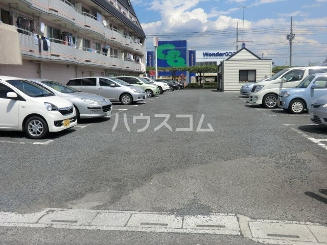 21/26 駐車場