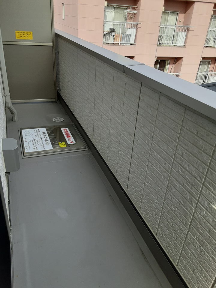 13/21 バルコニー