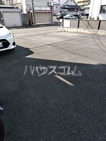 22/30 駐車場