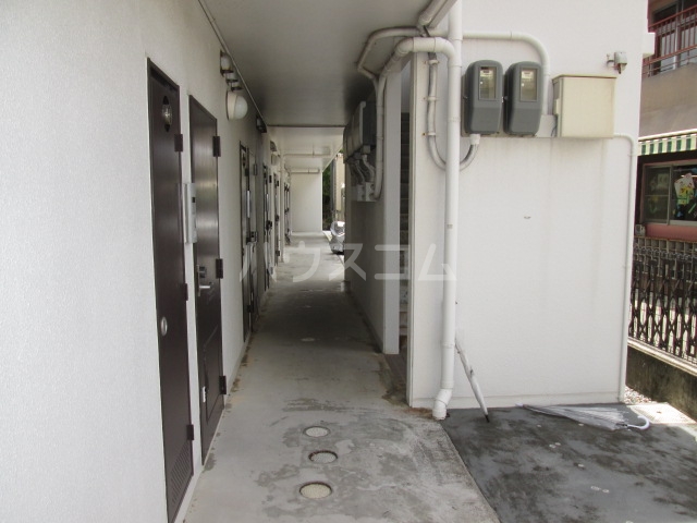 17/18 エントランス