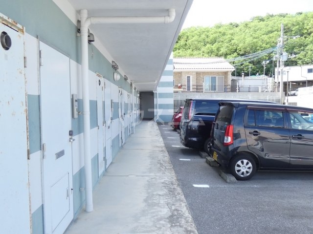 16/18 エントランス