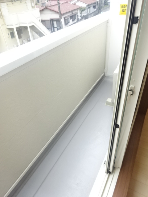 20/30 バルコニー