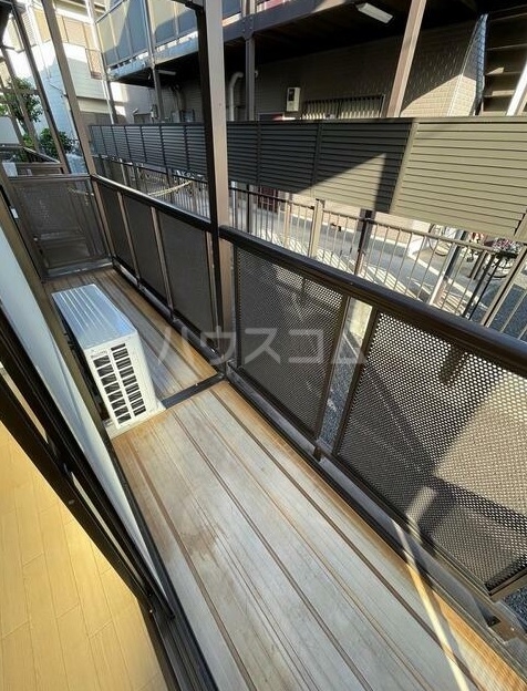 16/28 バルコニー