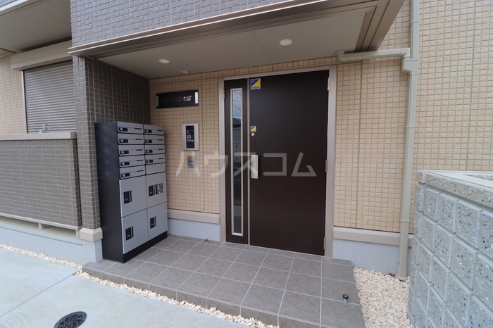 15/19 エントランス